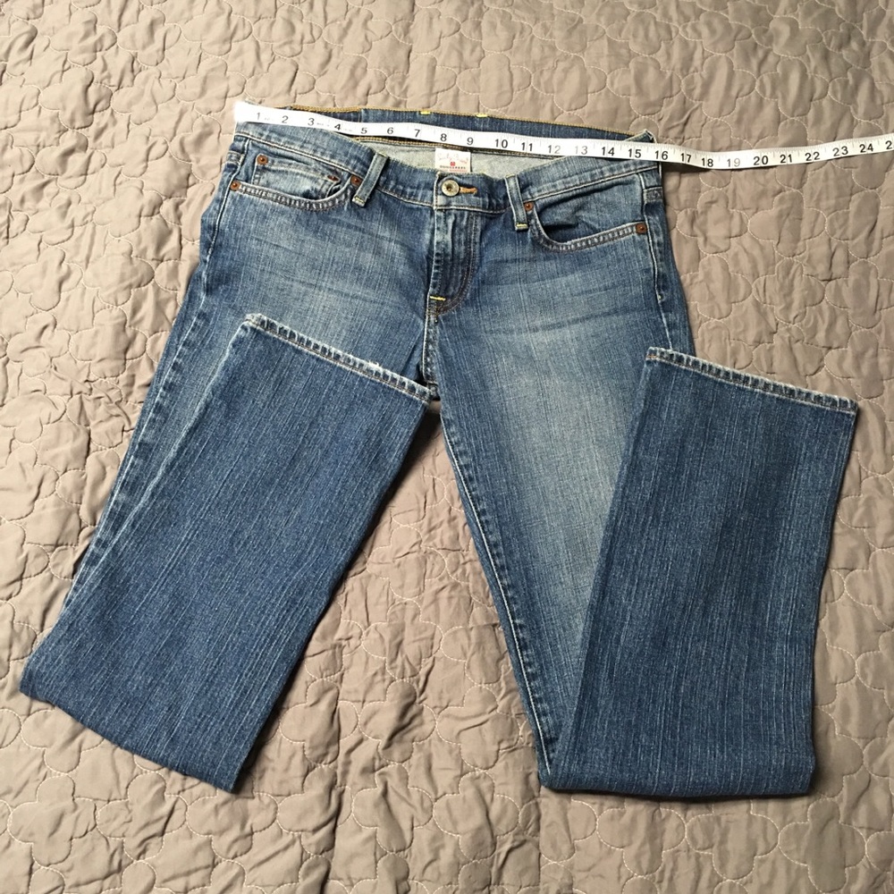 Lucky Brand Woman’s Straight Leg Jeans - Picture 5 of 8